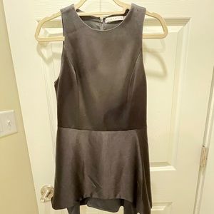 Alice+Olivia black lizette high low peplum top in black